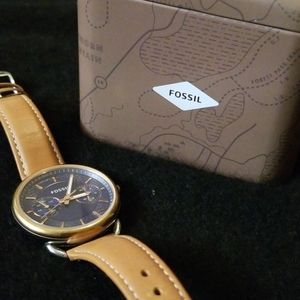 Fossil watch (women's)
